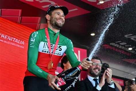 último jogo do giro,Pogacar vence contrarrelógio e mantém liderança no Giro d'Italia